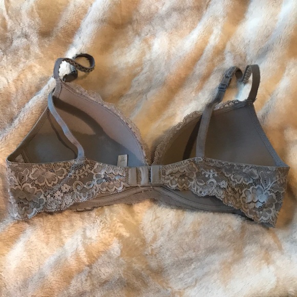 Victoria's Secret Bra - Picture 2 of 2